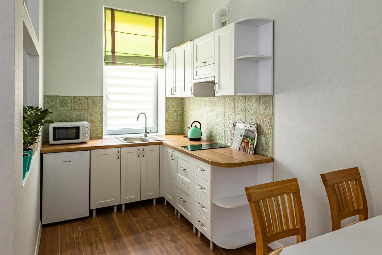 Leontovycha Apartment Lwów Zewnętrze zdjęcie