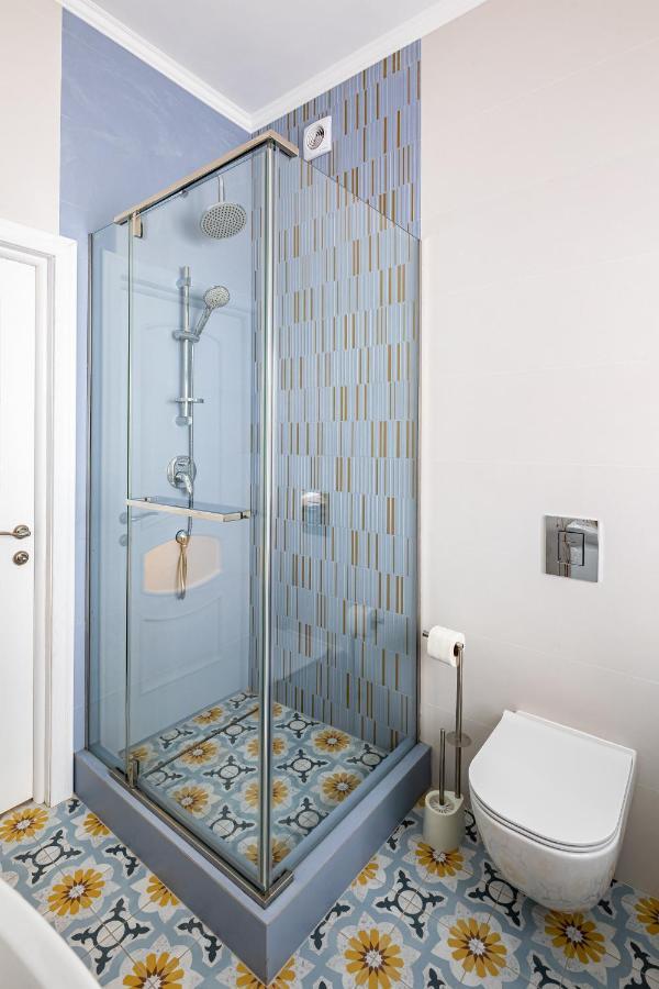 Leontovycha Apartment Lwów Zewnętrze zdjęcie